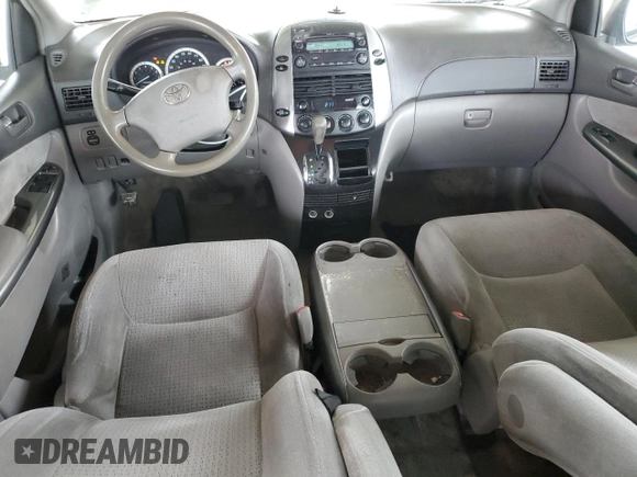 2007 Toyota Sienna CE with VIN 5TDZK23C77S011376, listed as a Copart auction lot 54717295 with 303,637 mi miles and Clean Title. Bid and sale history available at carsss.com. Image 8.