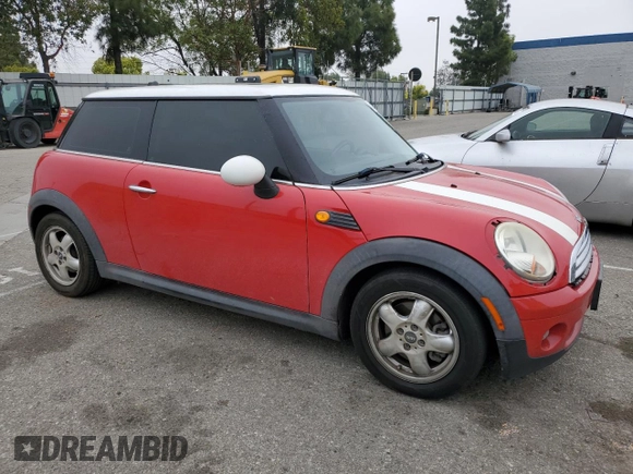 2009 MINI Hardtop with VIN WMWMF33529TW77066, listed as a Copart auction lot 55321915 with 139,901 mi miles and Clean Title. Bid and sale history available at DreamBid. Image 4.