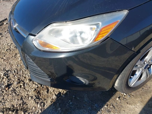 2014 Ford Focus SE with VIN 1FADP3F27EL190205, listed as a IAAI auction lot 41746694 with NaN miles. Bid and sale history available at carsss.com. Image 12.