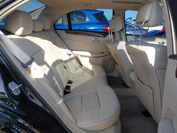 2014 Mercedes-Benz E 350 Sport with VIN WDDHF5KB2EB070193, listed as a IAAI auction lot 42398047 with 89,974 mi miles and . Bid and sale history available at DreamBid. Image 8.