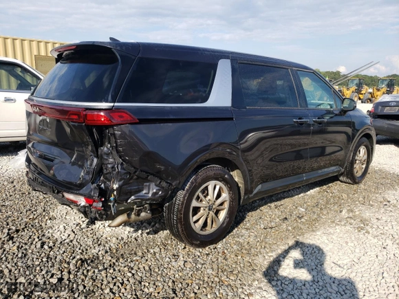2023 Kia Carnival LX with VIN KNDNB4H34P6263346, listed as a Copart auction lot 72057244 with 124,347 mi miles and Salvage Title. Bid and sale history available at carsss.com. Image 3.