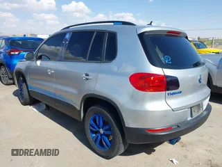 2016 Volkswagen Tiguan S with VIN WVGAV7AX9GW567790, listed as a IAAI auction lot 42352288 with 119,526 mi miles and . Bid and sale history available at DreamBid. Image 3.