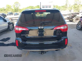 2015 Kia Sorento SX Limited with VIN 5XYKW4A74FG638961, listed as a IAAI auction lot 41763253 with 111,826 mi miles. Bid and sale history available at carsss.com. Image 16.
