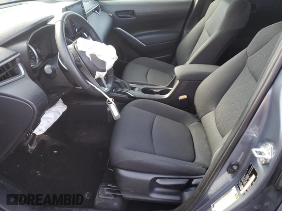 2022 Toyota Corolla Cross LE with VIN 7MUCAABGXNV025847, listed as a Copart auction lot 49153095 with 37,789 mi miles and Salvage title. Bid and sale history available at DreamBid. Image 7.