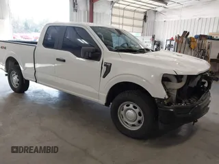 2021 Ford F-150 XL with VIN 1FTEX1EB2MFA42612, listed as a IAAI auction lot 41490273 with 109,896 mi miles and . Bid and sale history available at DreamBid. Image 1.