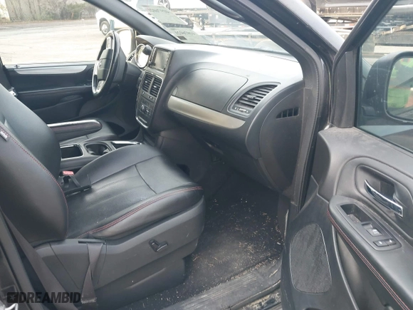 2018 Dodge Grand Caravan GT with VIN 2C4RDGEG3JR345119, listed as a IAAI auction lot 40976021 with 164,923 mi miles. Bid and sale history available at carsss.com. Image 5.