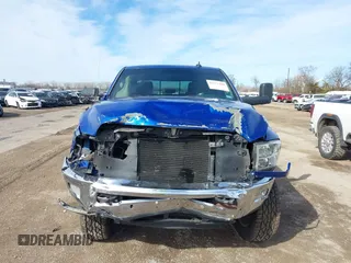 2018 Ram 2500 Big Horn with VIN 3C6UR5DL5JG122236, listed as a IAAI auction lot 41671388 with 128,044 mi miles. Bid and sale history available at carsss.com. Image 12.
