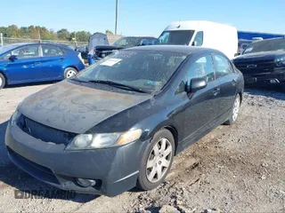 2008 Honda Civic LX z VIN 2HGFA16558H344626, wystawiony jako IAAI lot #41320083 z przebiegiem 183 535 mil mil oraz . Historia ofert i sprzedaży dostępna na DreamBid. Obrazek 2.