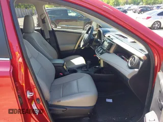 2015 Toyota RAV4 LE с VIN JTMBFREV4FJ027432, выставлен на аукционе IAAI как лот 42373202 с пробегом 76 954 миль миль и . История ставок и продаж доступна на DreamBid. Изображение 5.
