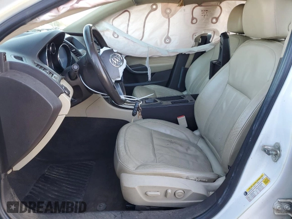 2011 Buick Regal CXL RL4 z VIN 2G4GS5EC0B9176592, wystawiony jako Copart lot #82193754 z przebiegiem 217 125 mil mil oraz Szkoda całkowita • Salvage title. Historia ofert i sprzedaży dostępna na DreamBid. Obrazek 7.