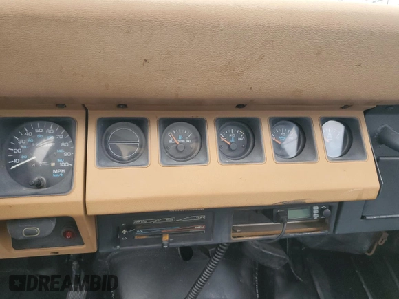 1995 Jeep Wrangler S with VIN 1J4FY19P9SP316266, listed as a Copart auction lot 88686725 with 121,561 mi miles and Salvage Title. Bid and sale history available at carsss.com. Image 9.