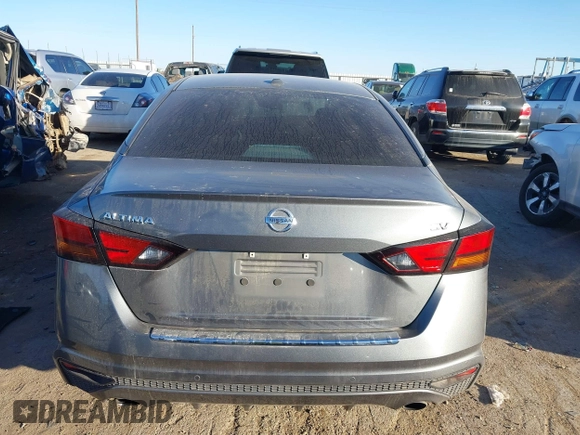 2021 Nissan Altima 2.5 SV with VIN 1N4BL4DV0MN312671, listed as a IAAI auction lot 41518231 with 64,816 mi miles. Bid and sale history available at carsss.com. Image 17.