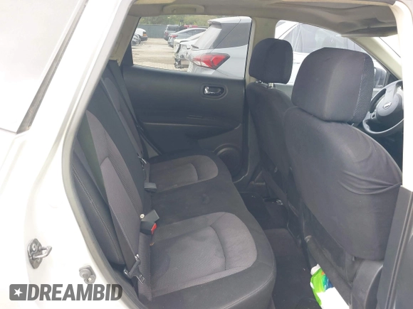 2009 Nissan Rogue SL with VIN JN8AS58T09W320539, listed as a IAAI auction lot 41870913 with 210,432 mi miles and . Bid and sale history available at DreamBid. Image 8.