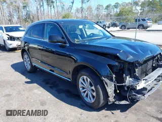 2017 Audi Q5 Premium with VIN WA1C2AFP3HA089015, listed as a IAAI auction lot 41642792 with 107,454 mi miles. Bid and sale history available at carsss.com. Image 1.