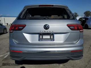 2024 Volkswagen Tiguan S with VIN 3VVRB7AX7RM035930, listed as a Copart auction lot 84238034 with 5,389 mi miles and Salvage Title. Bid and sale history available at carsss.com. Image 6.