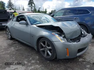 2004 Nissan 350Z Touring z VIN JN1AZ34E64M150343, wystawiony jako IAAI lot #42322704 z przebiegiem 71 558 mil mil oraz . Historia ofert i sprzedaży dostępna na DreamBid. Obrazek 1.
