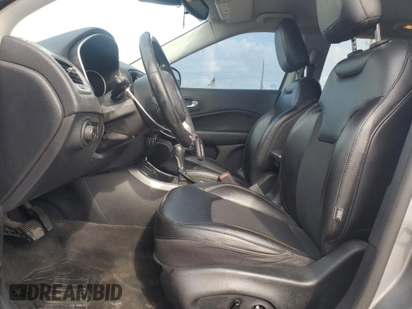 2018 Jeep Compass Latitude with VIN 3C4NJCBB8JT181968, listed as a Copart auction lot 51128195 with 94,471 mi miles and Salvage Title. Bid and sale history available at carsss.com. Image 7.