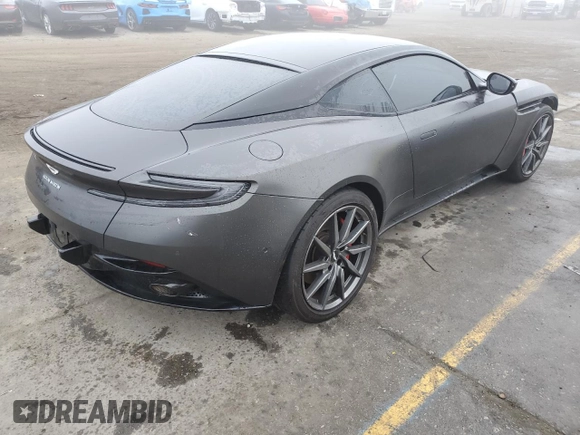 2018 Aston Martin DB11 z VIN SCFRMFAV1JGL05008, wystawiony jako Copart lot #41488505 z przebiegiem 18 133 mil mil oraz Szkody całkowita. Historia ofert i sprzedaży dostępna na DreamBid. Obrazek 3.