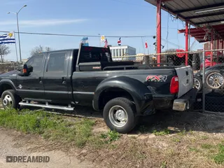 2015 Ford Super Duty F-350 DRW Lariat with VIN 1FT8W3DT6FED26792, listed as a Copart auction lot 45567485 with 292,278 mi miles and Clean Title. Bid and sale history available at carsss.com. Image 3.