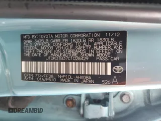 2012 Toyota Prius One z VIN JTDKDTB37C1028429, wystawiony jako Copart lot #61164185 z przebiegiem 200 241 mil mil oraz Szkoda całkowita • Salvage title. Historia ofert i sprzedaży dostępna na DreamBid. Obrazek 12.