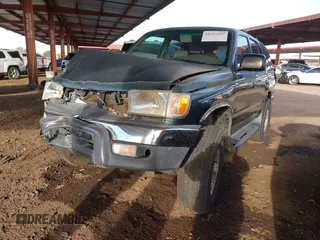 1999 Toyota 4Runner SR5 z VIN JT3GN86R4X0129944, wystawiony jako IAAI lot #41537597 z przebiegiem 361 416 mil mil oraz . Historia ofert i sprzedaży dostępna na DreamBid. Obrazek 17.
