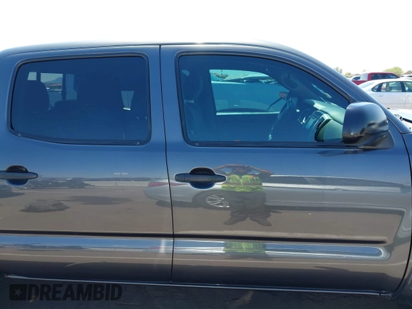 2015 Toyota Tacoma PreRunner with VIN 3TMJU4GNXFM191661, listed as a IAAI auction lot 42453516 with 145,898 mi miles and . Bid and sale history available at DreamBid. Image 13.
