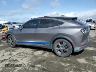 2021 Ford Mustang Mach-E Select z VIN 3FMTK1RM1MMA27242, wystawiony jako Copart lot #49420335 z przebiegiem 44 512 mil mil oraz Szkoda całkowita • Salvage title. Historia ofert i sprzedaży dostępna na DreamBid. Obrazek 2.