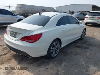 2014 Mercedes-Benz CLA 250 с VIN WDDSJ4EBXEN113882, выставлен на аукционе IAAI как лот 42426754 с пробегом 121 138 миль миль и . История ставок и продаж доступна на DreamBid. Изображение 4.