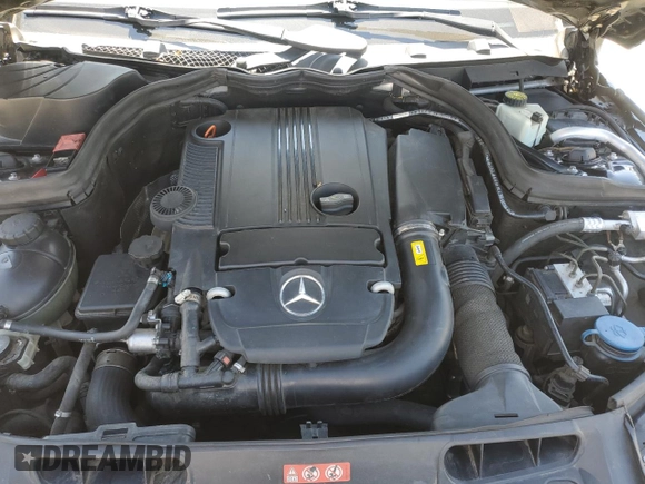 2012 Mercedes-Benz C 250 Sport z VIN WDDGF4HB8CR215271, wystawiony jako Copart lot #63818775 z przebiegiem 100 010 mil mil oraz Szkoda całkowita • Salvage title. Historia ofert i sprzedaży dostępna na DreamBid. Obrazek 7.