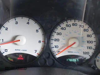 2004 Jeep Liberty Sport with VIN 1J4GL48K24W303510, listed as a IAAI auction lot 41660788 with 178,067 mi miles. Bid and sale history available at carsss.com. Image 15.