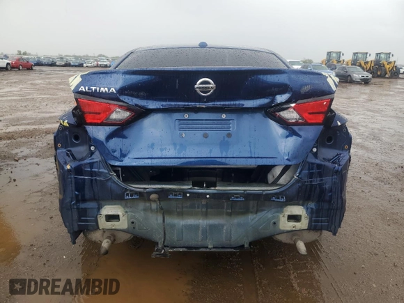 2020 Nissan Altima S z VIN 1N4BL4BV0LC137786, wystawiony jako Copart lot #56044315 z przebiegiem 70 008 mil mil oraz Szkoda całkowita • Salvage title. Historia ofert i sprzedaży dostępna na DreamBid. Obrazek 6.
