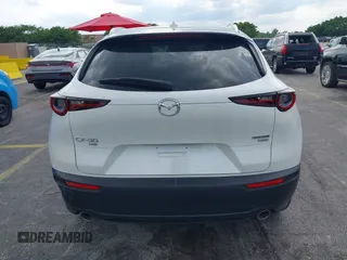 2024 Mazda CX-30 Premium z VIN 3MVDMBDY7RM706554, wystawiony jako IAAI lot #42322863 z przebiegiem 2817 mil mil oraz . Historia ofert i sprzedaży dostępna na DreamBid. Obrazek 16.