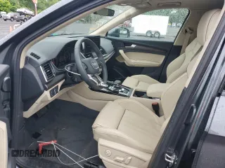 2023 Audi Q5 S line Premium Plus with VIN WA1EAAFY4P2130829, listed as a Copart auction lot 59838705 with 5,901 mi miles and Salvage title. Bid and sale history available at DreamBid. Image 7.