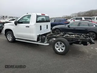 2024 Chevrolet Silverado 1500 Work Truck with VIN 3GCNAAED8RG363871, listed as a Copart auction lot 50422745 with 8,338 mi miles and Clean Title. Bid and sale history available at carsss.com. Image 2.