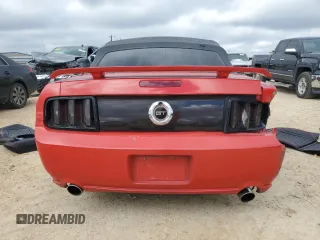2005 Ford Mustang GT Deluxe with VIN 1ZVFT85HX55232398, listed as a Copart auction lot 47000505 with 86,445 mi miles and Salvage Title. Bid and sale history available at DreamBid. Image 6.