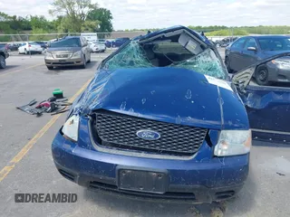 2005 Ford Freestyle SE with VIN 1FMZK041X5GA40830, listed as a IAAI auction lot 42323519 with Not provided miles and . Bid and sale history available at DreamBid. Image 13.