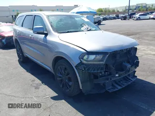 2020 Dodge Durango GT Plus z VIN 1C4RDJDG4LC258601, wystawiony jako IAAI lot #42303778 z przebiegiem 111 535 mil mil oraz . Historia ofert i sprzedaży dostępna na DreamBid. Obrazek 1.
