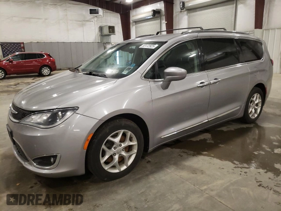2017 Chrysler Pacifica Touring L Plus with VIN 2C4RC1EG0HR518864, listed as a Copart auction lot 55172925 with 204,057 mi miles and Clean Title. Bid and sale history available at DreamBid. Image 1.