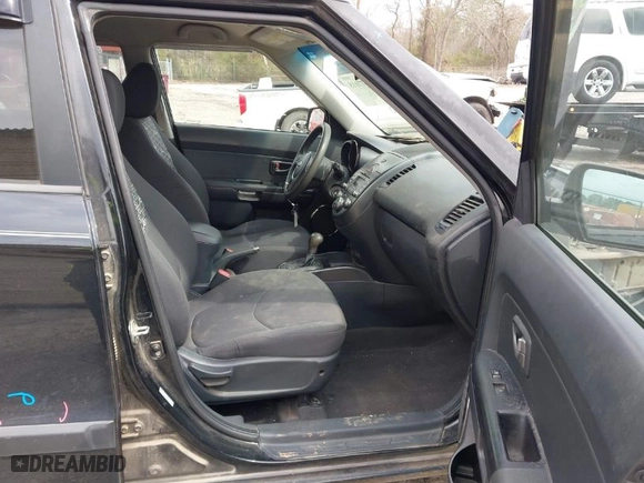2011 Kia Soul + with VIN KNDJT2A22B7710390, listed as a IAAI auction lot 41677018 with NaN miles. Bid and sale history available at carsss.com. Image 5.