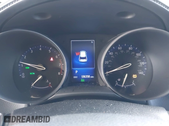 2018 Toyota C-HR XLE with VIN NMTKHMBX0JR058660, listed as a IAAI auction lot 41929790 with 136,358 mi miles. Bid and sale history available at carsss.com. Image 7.