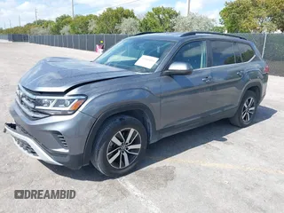 2022 Volkswagen Atlas SE with VIN 1V2DP2CA9NC542764, listed as a IAAI auction lot 42169444 with 33,506 mi miles and . Bid and sale history available at DreamBid. Image 17.
