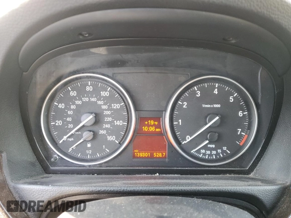 2010 BMW 3 Series 328i with VIN WBAPH5G5XANM35342, listed as a Copart auction lot 88253435 with 139,301 mi miles and Salvage Title. Bid and sale history available at DreamBid. Image 9.