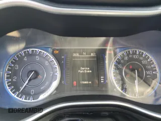 2015 Chrysler 200 Limited with VIN 1C3CCCAB1FN571003, listed as a Copart auction lot 54350865 with 175,860 mi miles and Clean Title. Bid and sale history available at carsss.com. Image 9.