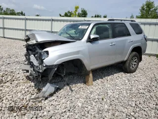 2022 Toyota 4Runner TRD Off Road Premium with VIN JTERU5JR9N6020320, listed as a Copart auction lot 64782584 with 36 mi miles and Salvage Title. Bid and sale history available at DreamBid. Image 1.
