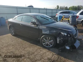2013 Volvo C70 T5 with VIN YV1672MC0DJ141229, listed as a Copart auction lot 62493895 with 116,103 mi miles and Salvage title. Bid and sale history available at DreamBid. Image 4.
