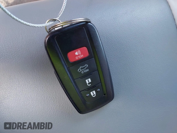 2021 Toyota RAV4 XLE Premium z VIN 2T3C1RFVXMW184382, wystawiony jako IAAI lot #40343908 z przebiegiem 58 594 mil mil oraz . Historia ofert i sprzedaży dostępna na DreamBid. Obrazek 11.