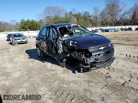 2019 Chevrolet Trax LS with VIN 3GNCJKSBXKL177964, listed as a Copart auction lot 49544625 with 86,476 mi miles and Salvage Title. Bid and sale history available at carsss.com. Image 11.