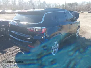 2021 Jeep Compass Altitude with VIN 3C4NJCBB0MT542758, listed as a IAAI auction lot 41624765 with Not Provided miles. Bid and sale history available at carsss.com. Image 4.