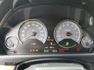 2015 BMW M4 z VIN WBS3U9C55FJ968278, wystawiony jako Copart lot #54518185 z przebiegiem 87 716 mil mil oraz Szkoda całkowita • Salvage title. Historia ofert i sprzedaży dostępna na DreamBid. Obrazek 9.