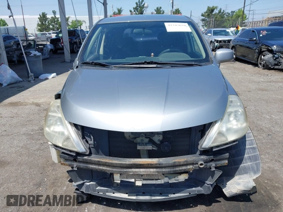 2009 Nissan Versa S с VIN 3N1BC13E99L453758, выставлен на аукционе IAAI как лот 42343658 с пробегом 218 825 миль миль и . История ставок и продаж доступна на DreamBid. Изображение 6.